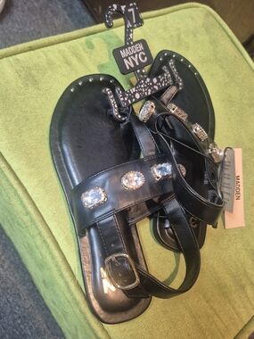 Madden NYC Women's Black Jeweled Leather Sandals
